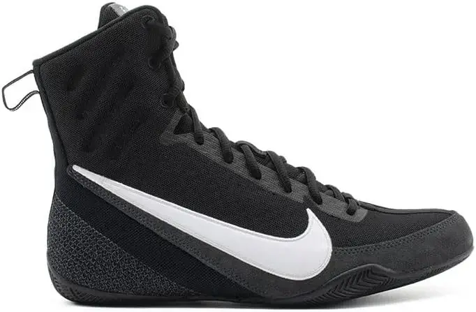 Nike Machomai 3